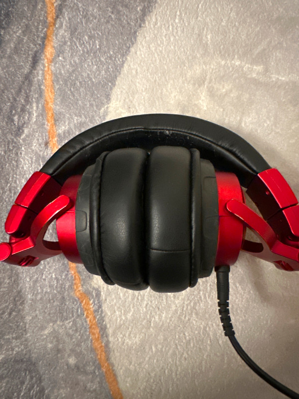 Audio Technica ATH-PRO500MK2 DJ Monitor Headphones in Headphones in Mississauga / Peel Region - Image 2