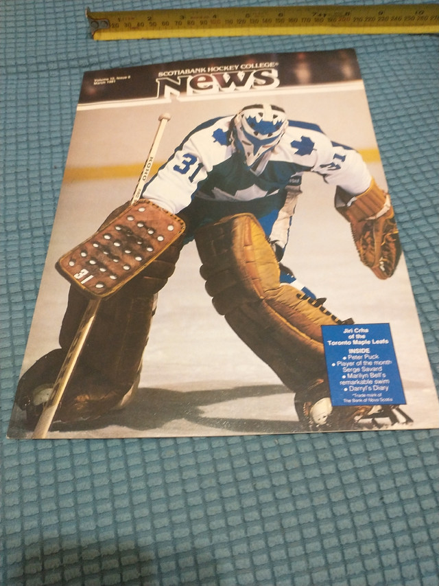 March 1981 Scotiabank Hockey College News 16 pgs colour in Arts & Collectibles in City of Toronto