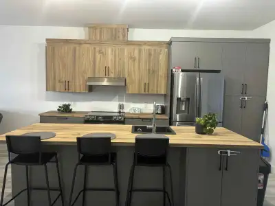Cession de bail pour le 1 novembre 2026 Magnifique 5 ½ rez de chaussée à louer avec garage 1600$/moi...