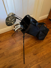 Titleist Irons (RH, Men’s), Callaway Wood, with Taylormade bag
