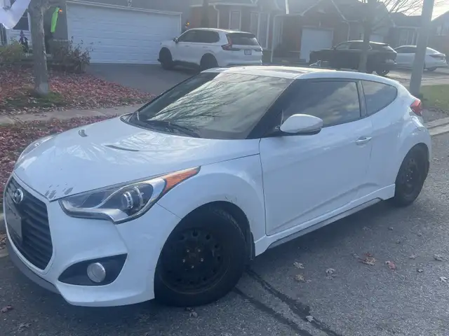 Hyundai Veloster Turbo64959945708034121