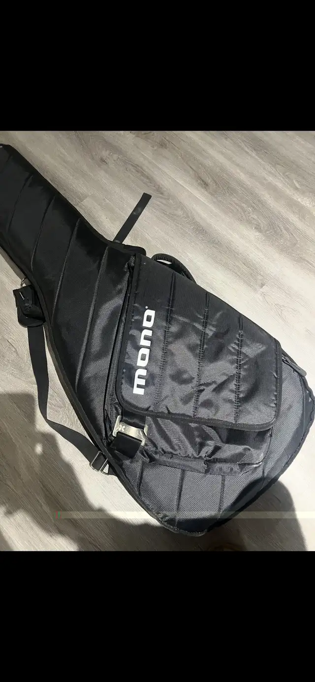 Mono Electric Guitar Case in Other in Kawartha Lakes - Image 3