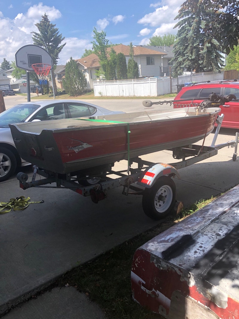Boat , motor and trailer Powerboats & Motorboats Calgary Kijiji