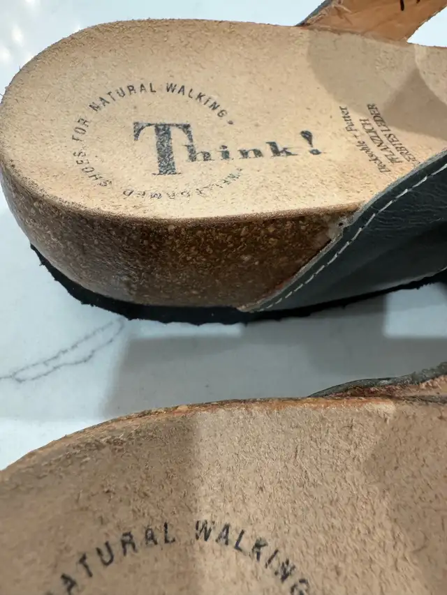 NEW in box- Think! Leather Thong Sandals -Made in Europe- sz 7.5 in Women's - Shoes in Ottawa - Image 8