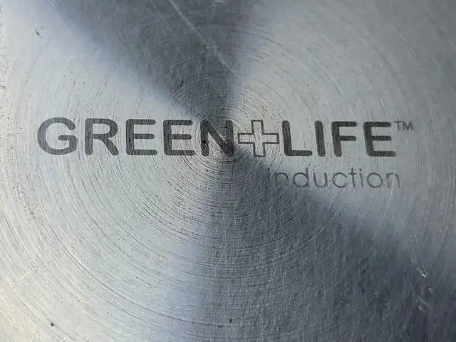 dozens of masson jars 12 POTS N PANS slow JUICERs blender in Microwaves & Cookers in St. Catharines - Image 7