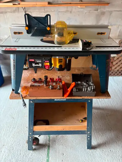 Toupie Dewalt et accessoires, View more