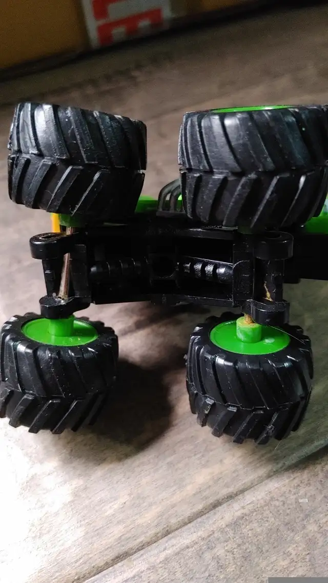 1:43 Disney Pixar Cars Toons Paddy O’ Concrete Monster Truck in Toys & Games in Edmonton - Image 7