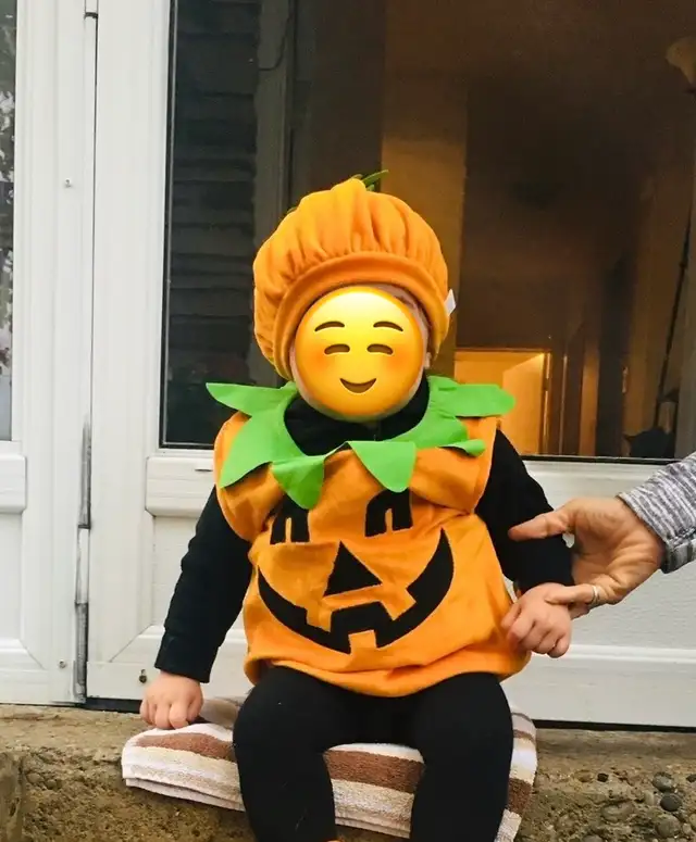 Halloween costumes 