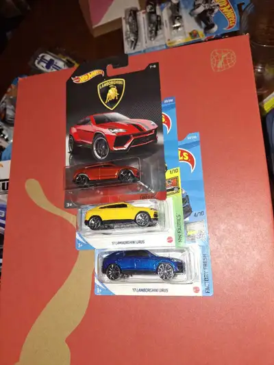 - 2017 Lamborghini Urus - Hot Wheels lot of 3 variations - 1/64 scale diecast cars - $15 for the lot...