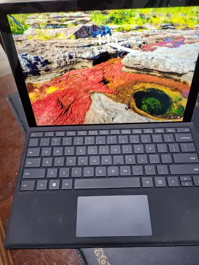 Microsoft Surface Pro 7 Plus, View more