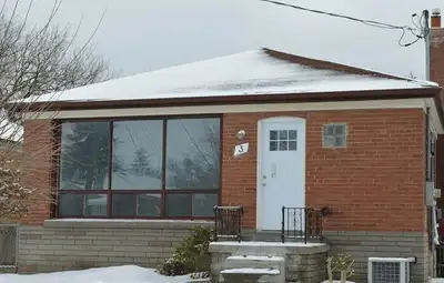 2 bedroom Basement Apartment for rent- Scarborough