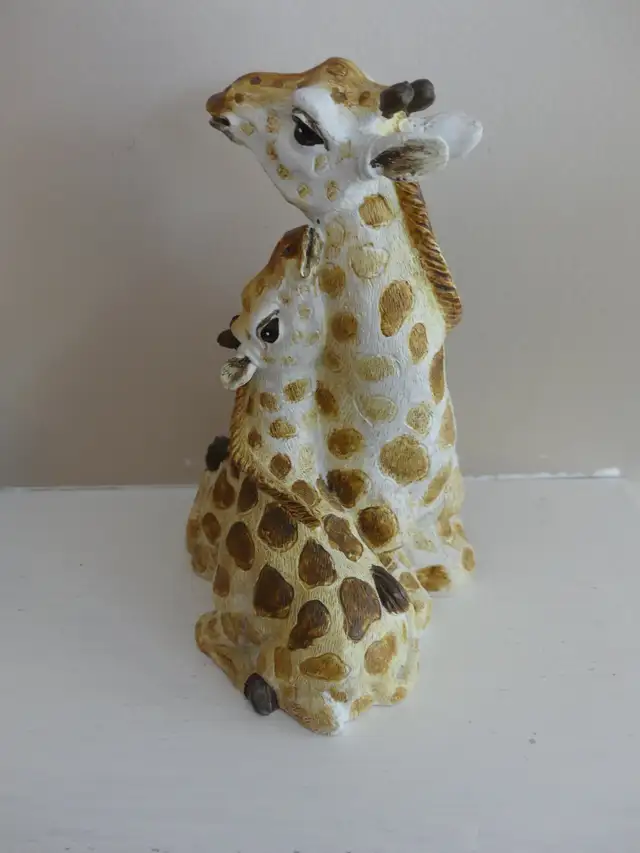 JAIMY Giraffes in Arts & Collectibles in Delta/Surrey/Langley - Image 3