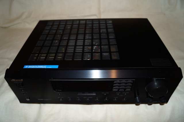 ONKYO TX8255 RECEIVER in Stereo Systems & Home Theatre in Oakville / Halton Region - Image 2