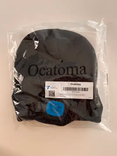 New black beanie hat. Has built-in LED light. Rechargeable Li-Polymer battery. Unisex design. Pickup...