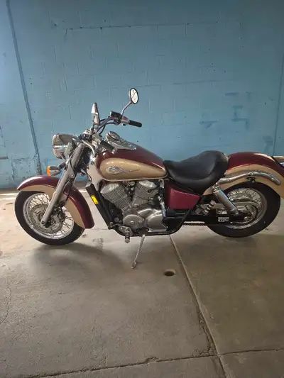 1999 Honda Shadow A.C.E Deluxe 50000 km New Tires New Battery New Brakes New Fuel pump and filter Ca...