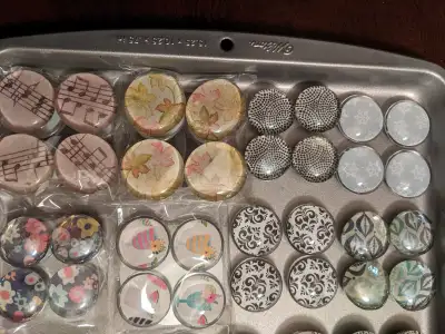 $4 for a set of four. A gift box is optional.