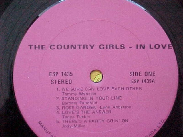 COUNTRY GIRLS IN LOVE VINYL LP dans CD, DVD et Blu-ray  à Calgary - Image 3