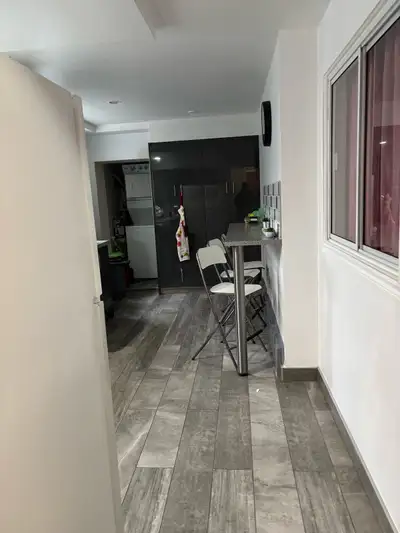 Chambre meublée pour étudiant . Disponible pour 3 mois et plus dans appartement de 3 chambres . Une...