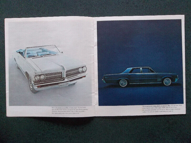 1964 Pontiac Tempest sales booklet in Textbooks in London - Image 4