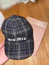 MiuMiu hat Size Small