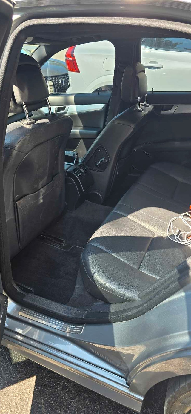 C350 4matic with Sports Package for sale in Cars & Trucks in Mississauga / Peel Region - Image 2