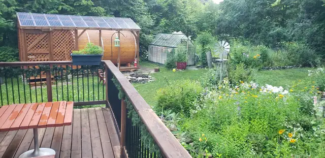 Cottage on Balsam lake near Balsam lake provincial park in Ontario in Canada - Image 11