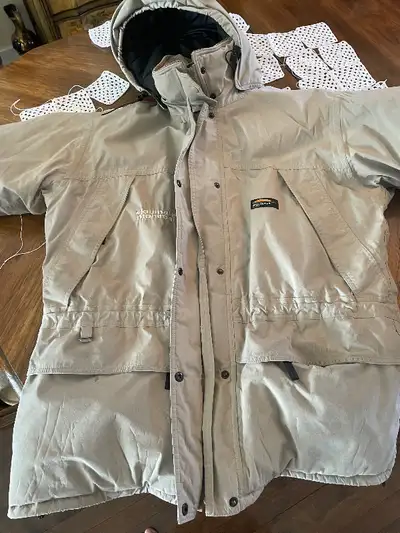 Lightly used Chlorophylle synthetic fill winter parka. $80!!, View more
