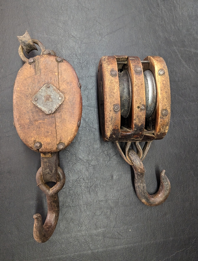 ANTIQUE Large Block & Tackle Set circa late 1800s - early 1900s in Arts & Collectibles in St. Catharines