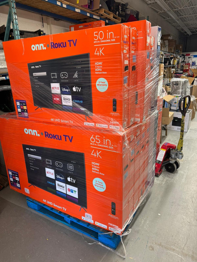 ONN ROKU TV 4k - SMART ROKU TV - FREE TV STAND  dans Téléviseurs  à Ville de Montréal - Image 4