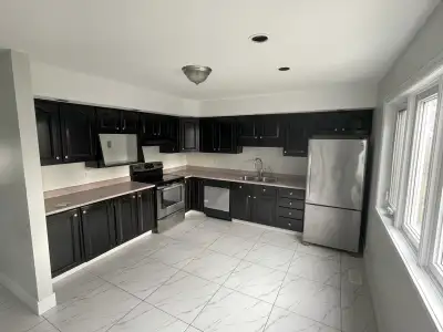 Private room for rent (only single occupancy) Available from november 1 in Cole harbour Close by gat...