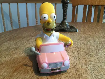 Homer Simpsons déguste  son beigne collectionneur, View more
