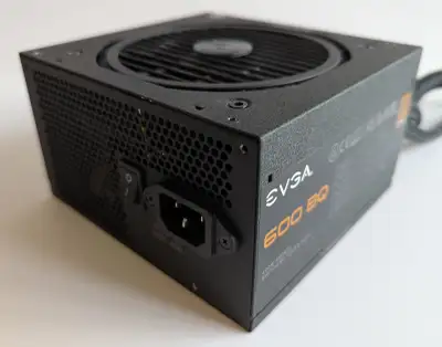 Bloc d'alimentation EVGA Power Supply (pour pièces/for parts), View more
