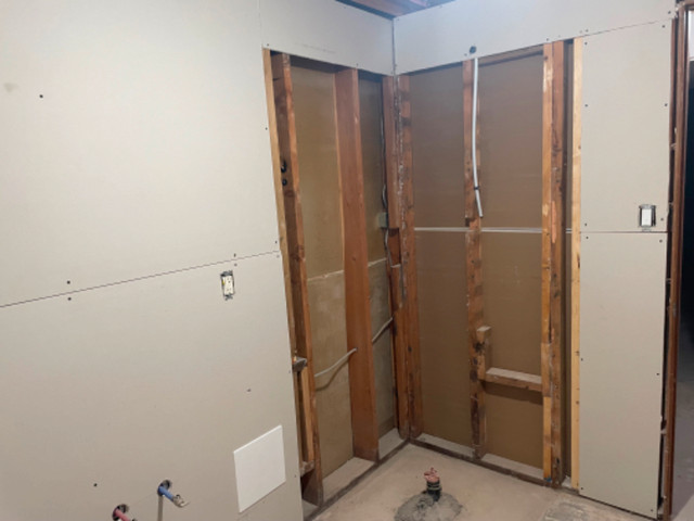Drywall finisher in Painters & Painting in Swift Current - Image 4