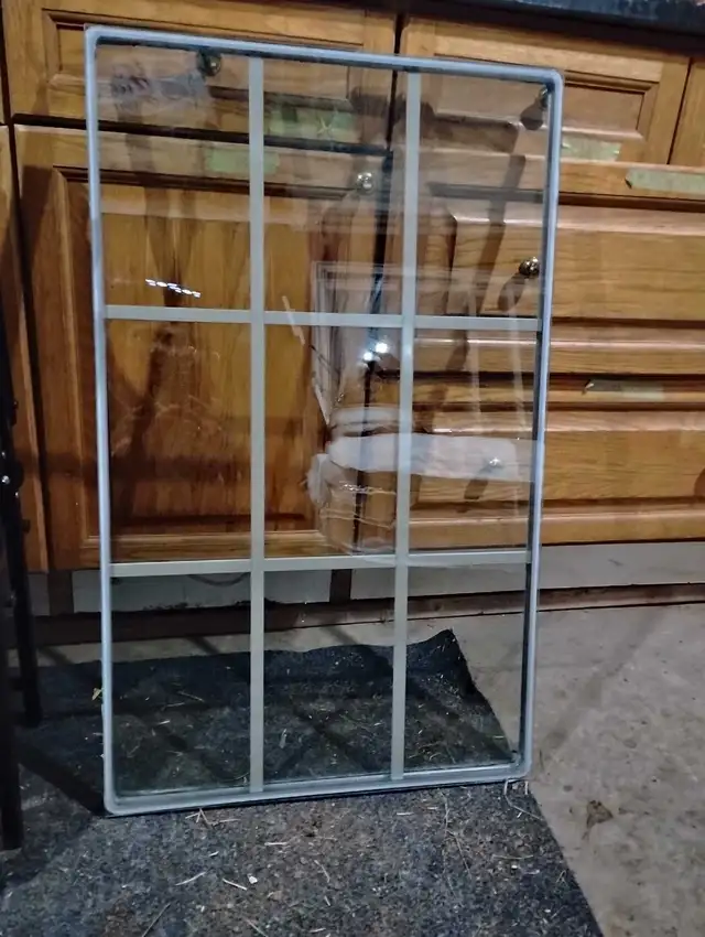 DOOR INSERT605939141937080321