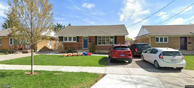 Legal 2 Bedroom Basement Apartment with private backyard