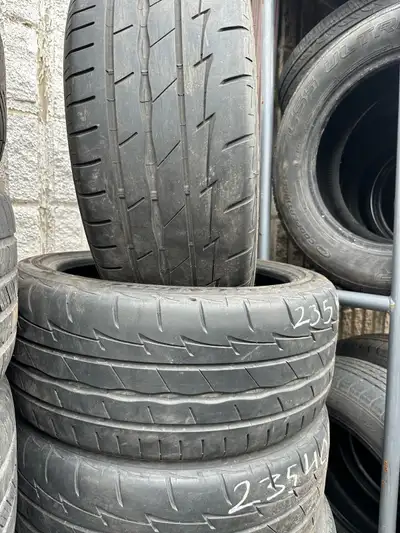 Firestone firehawk 235/45/1895w two tires used like new Free installing Free balancing