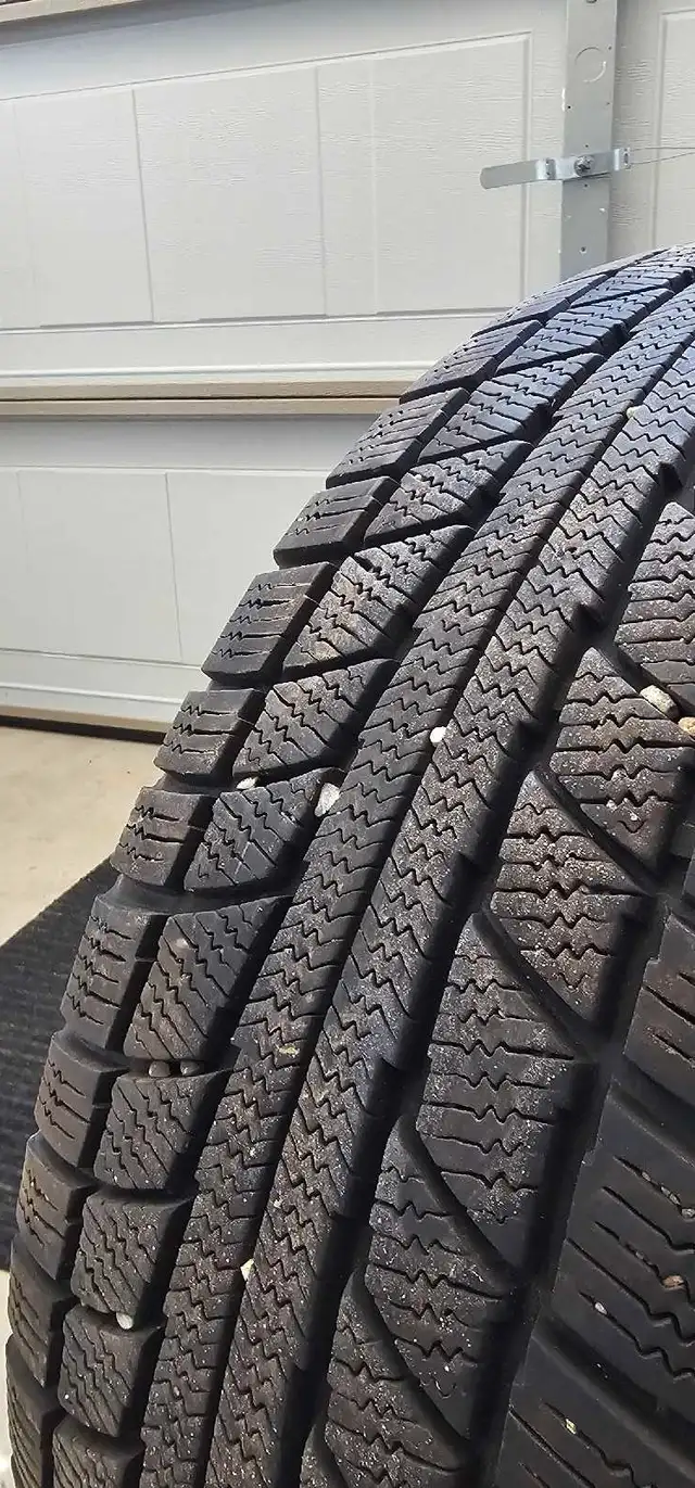 Snow tyres for sale  215/60R16 in Tires & Rims in Kitchener / Waterloo - Image 6