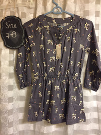 Brand NEW UNIQLO Japanese dark grey dog print dress - 7/8 - NWT