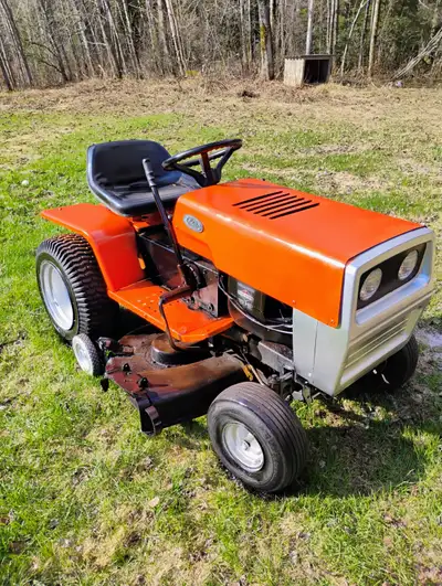 tracteur a gazon (columbia 16 hp.), View more