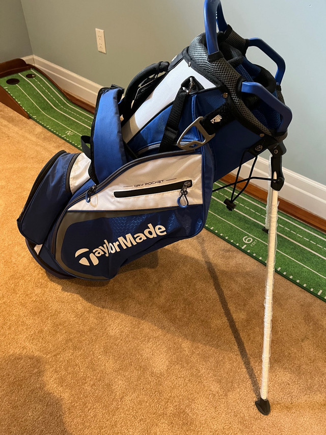 NEW - TaylorMade Golf Bag  in Golf in Stratford