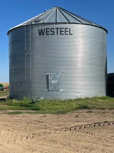 I have one 12500 bushel bin and five 3300 bu and one 2800 bushel bin to move out.
