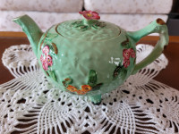Two cupper - James Kent Teapot