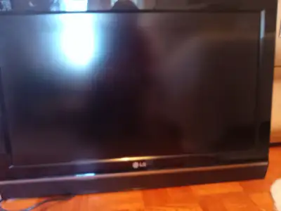 LG 32" TV Flat Screen, View more