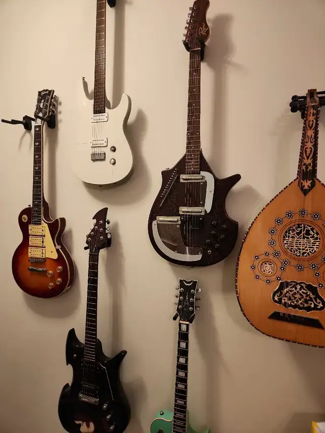 Guitars for sale  in Guitars in Fort McMurray - Image 7