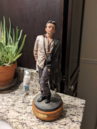 James Dean figure / musical