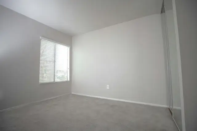 Professional painter 460987400832296964