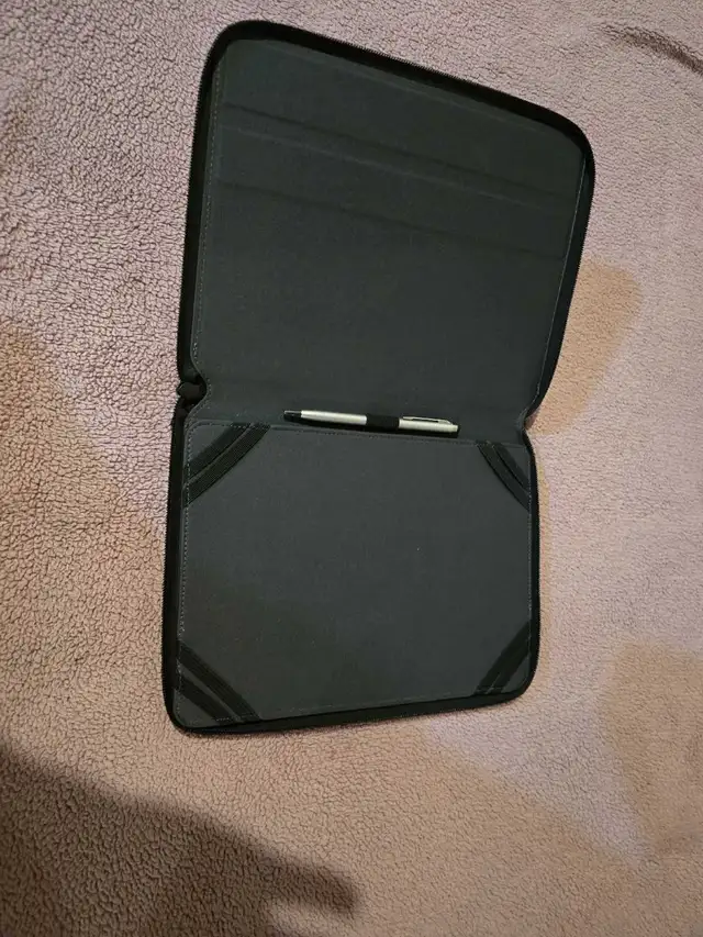 Tablet Case in iPads & Tablets in St. Albert - Image 3