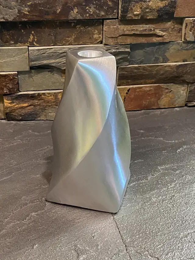 Partylite ~ Set of 3 ~ Phoenix Taper Candle Holders in Home Décor & Accents in Red Deer - Image 6