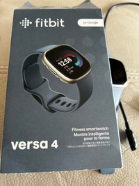 Fitbit Versa 4 excellent condition, with box and cables 