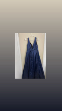 Dark blue prom gown 
